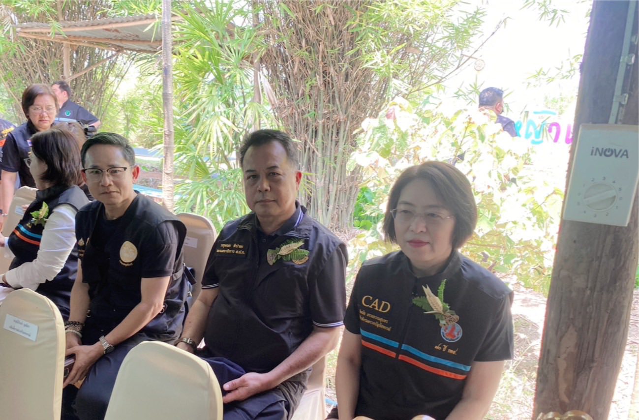 title - ส.ป.ก.ร่วมติดตามรัฐมนตรีช่วยว่าการกระทรวงเกษตรและสหกรณ์ (นางสาวปิยะรัฐชย์ ติยะไพรัช) ลงพื้นที่การตรวจราชการในอำเภอสวรรคโลก อำเภอกงไกรลาศ อำเภอศรีสําโรง และอำเภอเมืองจังหวัดสุโขทัย